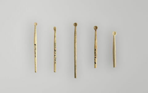 cure-oreille, image 2/2
