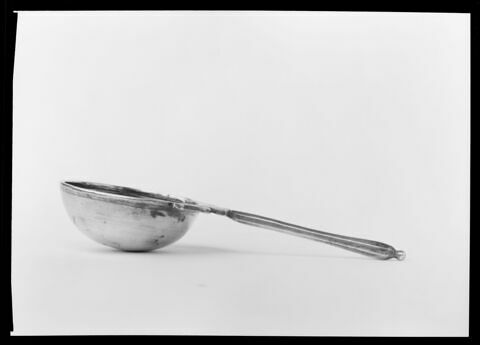 Trésor de Carthage : cuiller, image 8/8