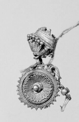 boucle d'oreille, image 2/2