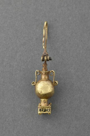 boucle d'oreille, image 4/4