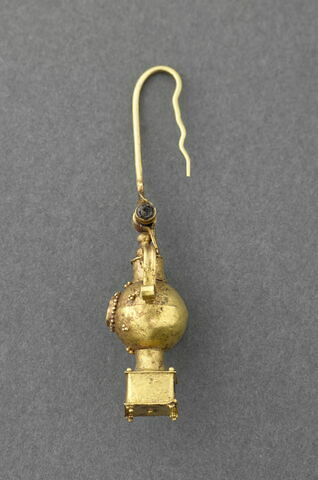 boucle d'oreille, image 3/4