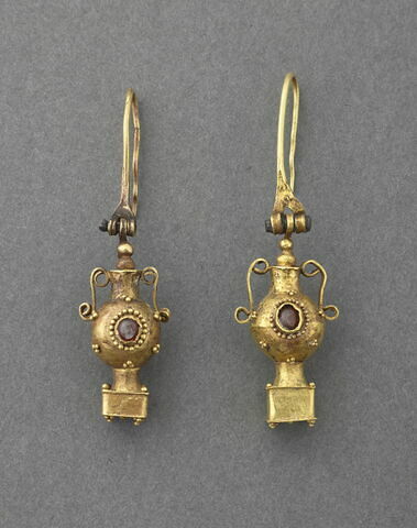 boucle d'oreille, image 4/4