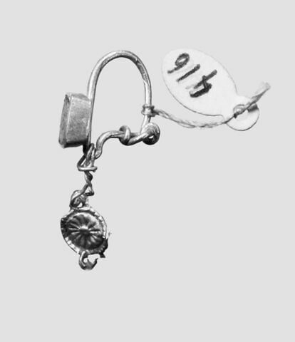 boucle d'oreille, image 2/3