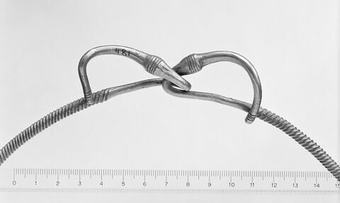 collier, image 3/4