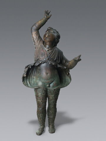 statuette