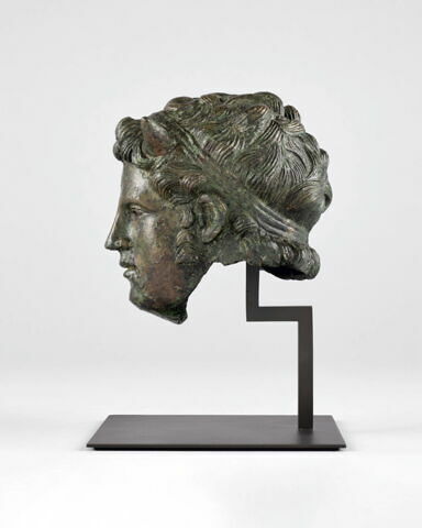 statuette, image 4/4