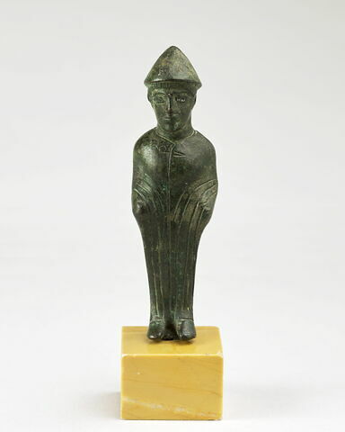 statuette