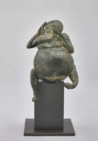statuette