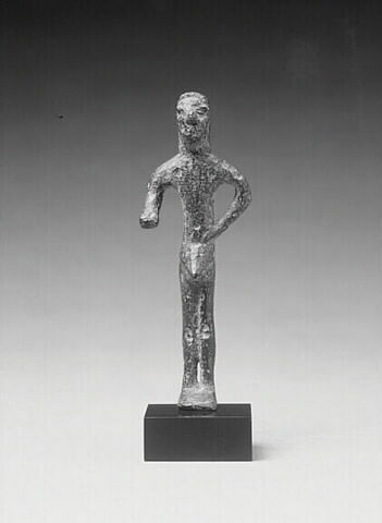 statuette