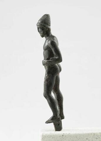 statuette, image 2/4