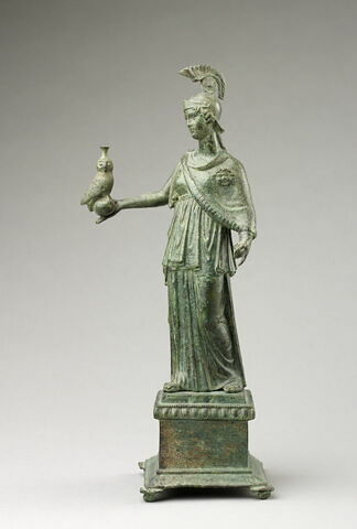 statuette