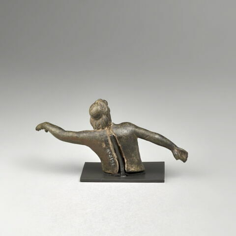 statuette, image 2/2