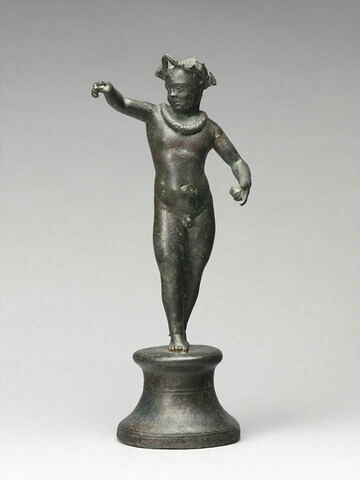 statuette