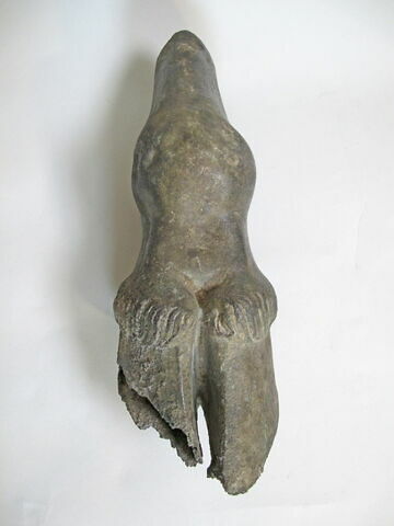 statue, image 2/4