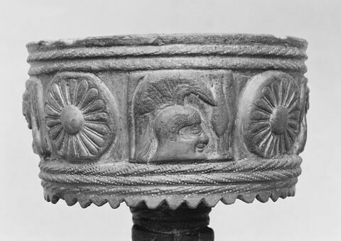 calice, image 7/7