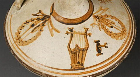 lagynos, image 2/6
