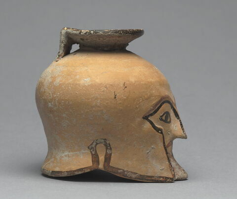 aryballe ; vase plastique, image 2/2