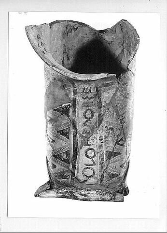 rhyton, image 2/2