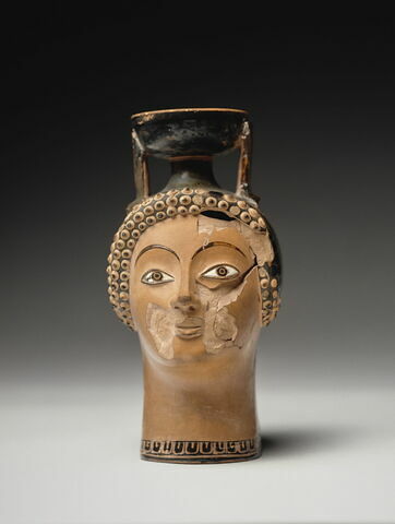 aryballe ; vase plastique, image 2/6