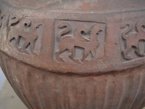 pithos, image 2/2