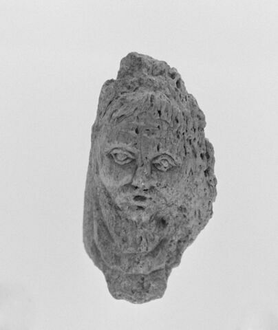 relief, image 3/3