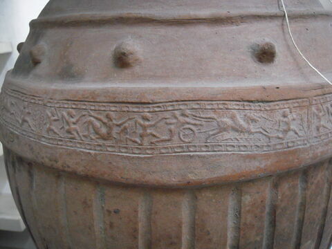 pithos, image 2/2