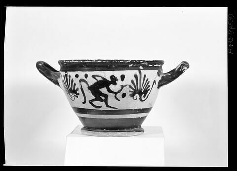 skyphos, image 6/6