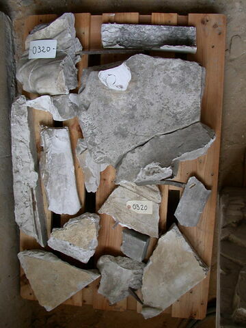 Fragments de tirages des reliefs de l'autel de Pergame, image 1/1
