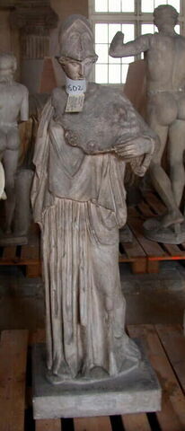 Tiragde d''une statue d'Athena à la ciste