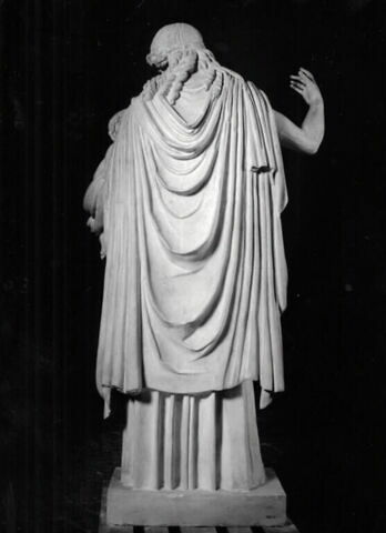 Tirage de la statue dite “Leucothée Albani” ou “Ino-Leucothée”, image 2/4