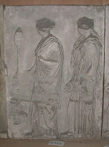 Tirage d’une plaque de la frise est du Parthénon représentant deux ergastines, image 1/1