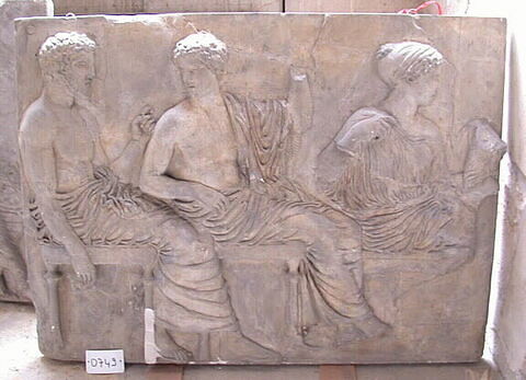 Tirage d'une plaque représentant Poséidon, Apollon et Artémis