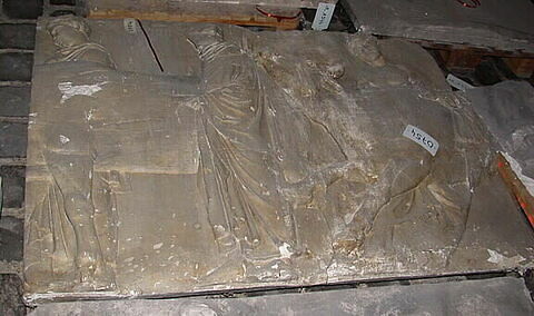 Tirage d'une plaque de la frise nord du Parthénon représentant des hommes conduisant deux génisses au sacrifice, image 1/1