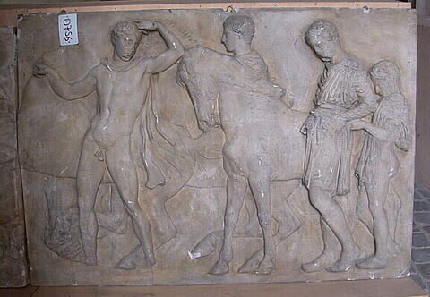 Tirage d'une plaque de la frise nord du Parthénon représentant deux chevaux, trois hommes et un garçon