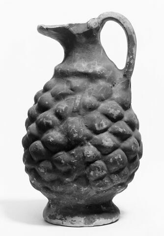 œnochoé ; vase plastique