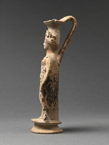 œnochoé ; vase plastique, image 5/10