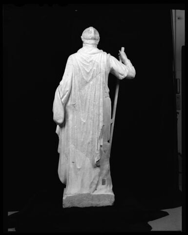 statue, image 4/11