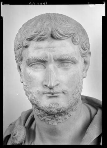 statue en buste, image 7/10