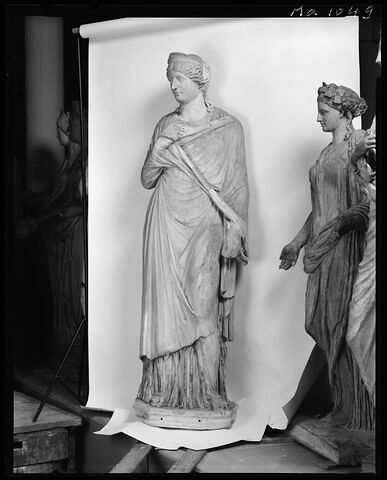 statue, image 5/5