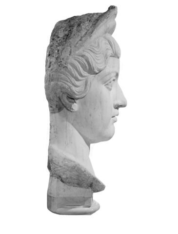 statue, image 5/5