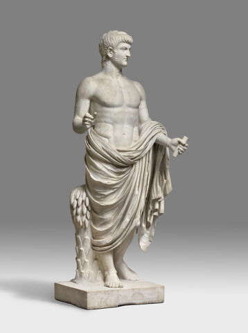 statue, image 12/13