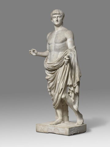 statue, image 13/13