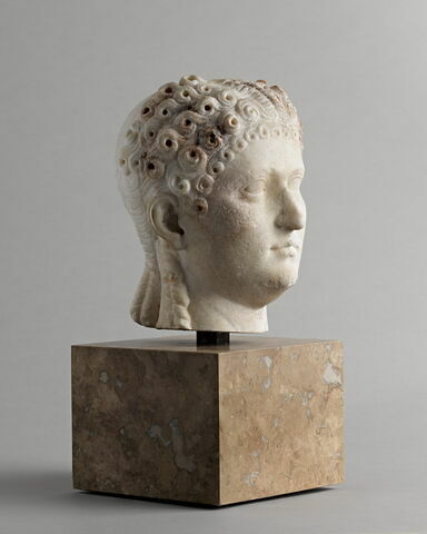 statue, image 5/5
