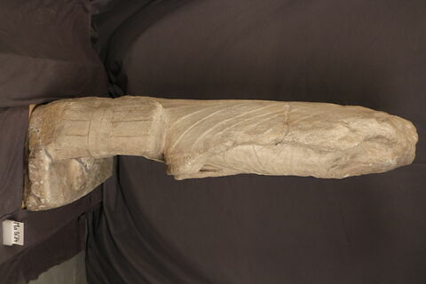 statue, image 5/6