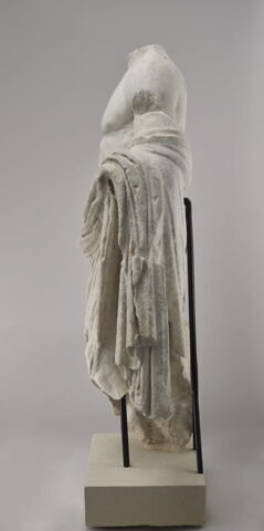 statue, image 4/4