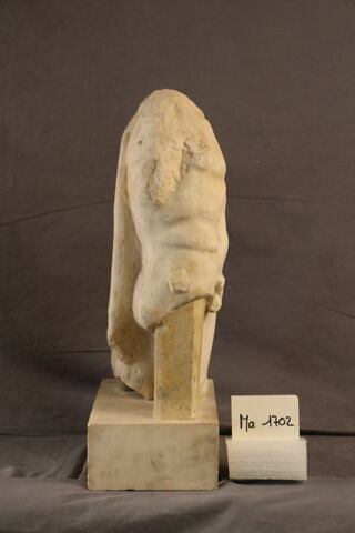 statuette, image 3/5