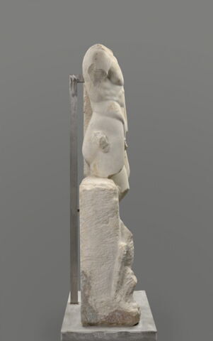 statue, image 4/4