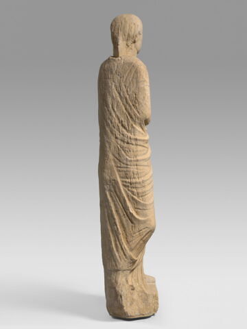 statue, image 4/7