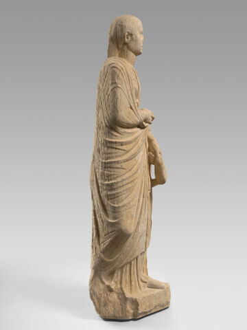 statue, image 5/7
