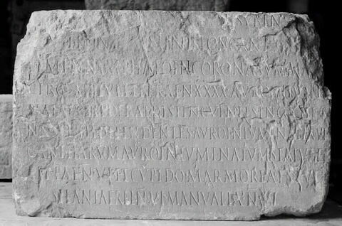 inscription, image 2/2